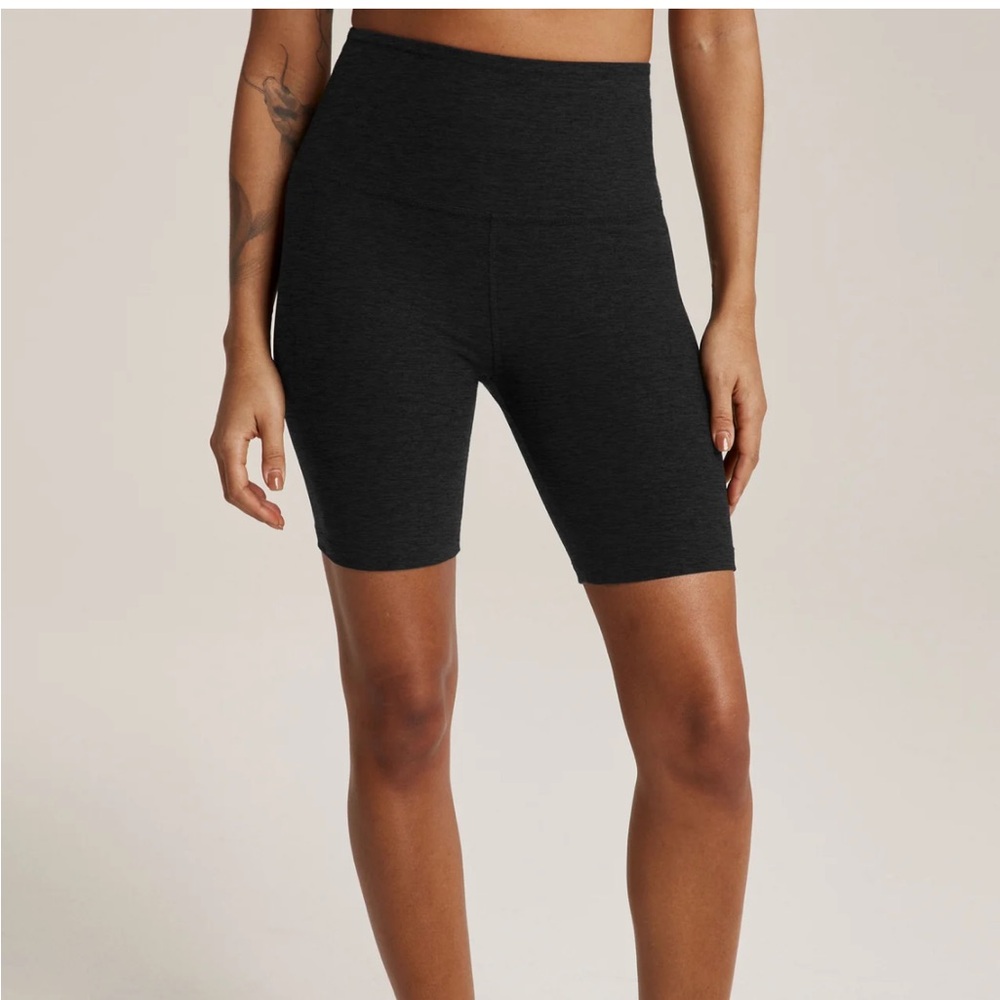Beyond yoga biker shorts